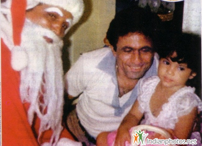 Childhood Pictures of Celebrities Actors Actress: Shakira childhood pics