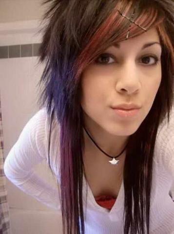 Cortes de cabello y peinados Emo para chicas 2018 ModaEllas