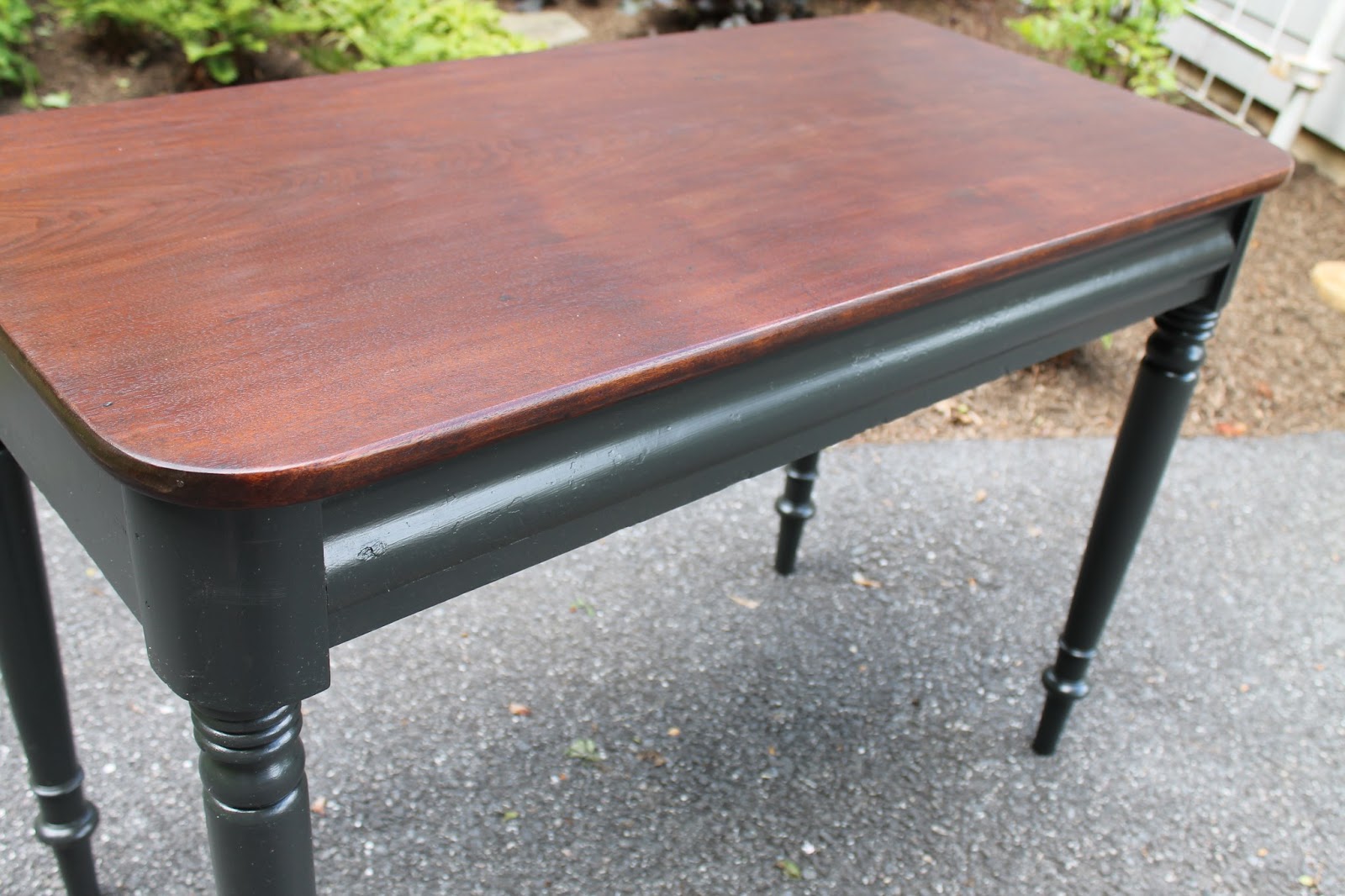 Elizabeth & Co. Writing Desk/Console Table