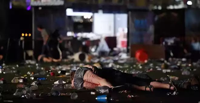 Βίντεο – ντοκουμέντο: Η στιγμή που ένοπλος γαζώνει το πλήθος σε συναυλία στο Λας Βέγκας Βίντεο – ντοκουμέντο: Η στιγμή που ένοπλος γαζώνει το πλήθος σε συναυλία στο Λας Βέγκας