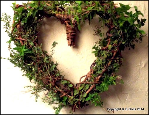 Make a Fresh Herb Wreath