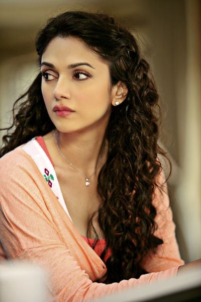 Murder 3 Hindi Movie Actress Latest Hot Stills | Actress Images