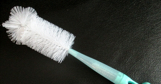 BLU BUD BOTTLE AND NIPPLE BRUSH REVIEW