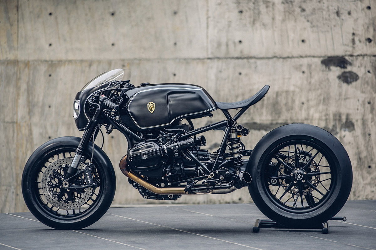 Bavarian_Fistfighter_BMW_RNineT_Rough_Crafts_Moto-Mucci%2B%25284%2529.jpg