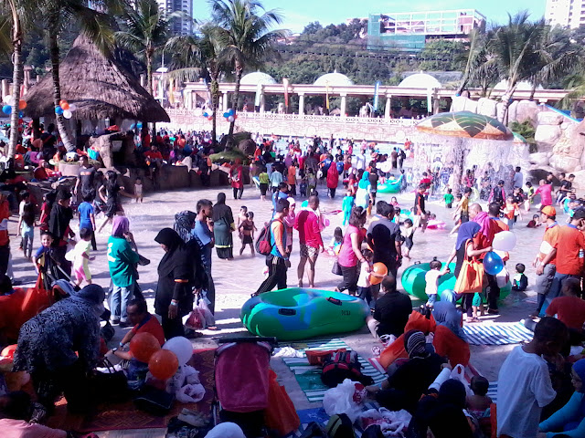 suasana di sunway lagoon