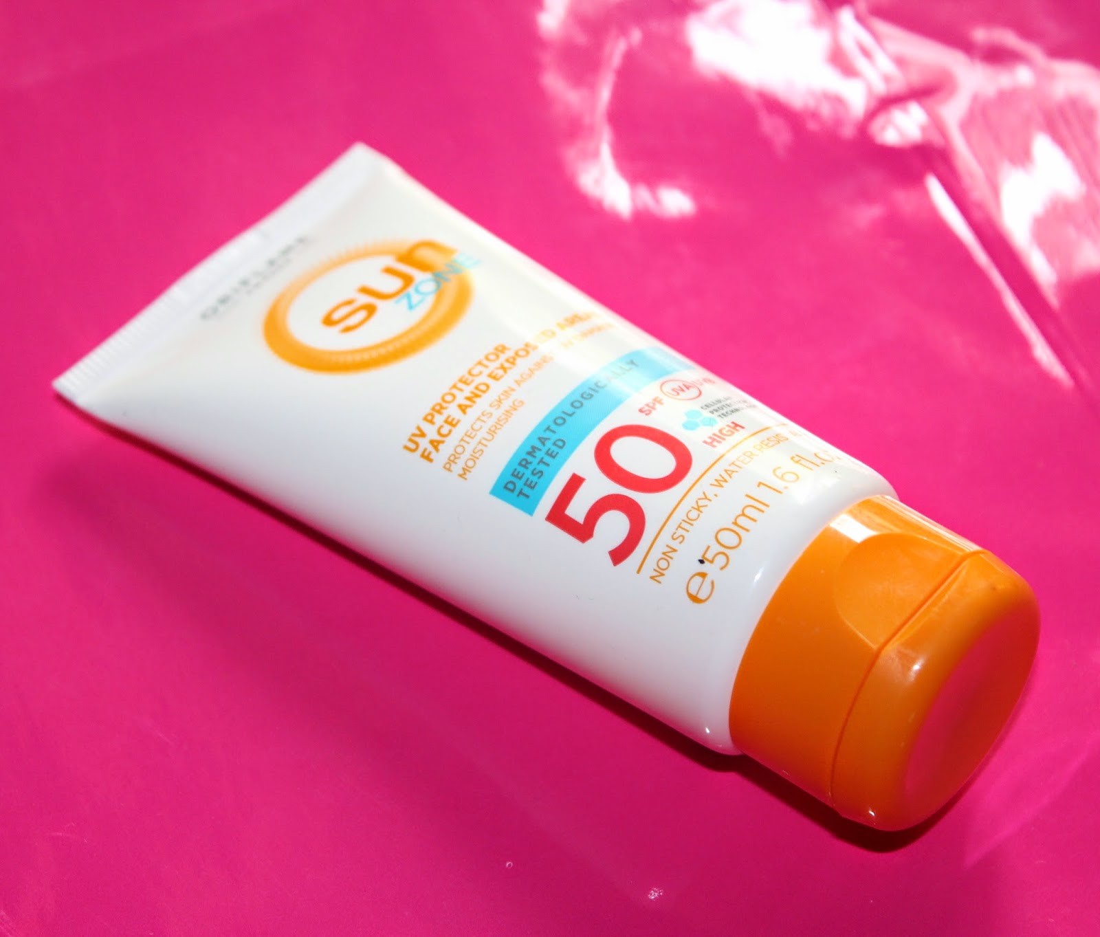 Ana Loves Oriflame Sun Zone UV Protector Face & Exposed Areas