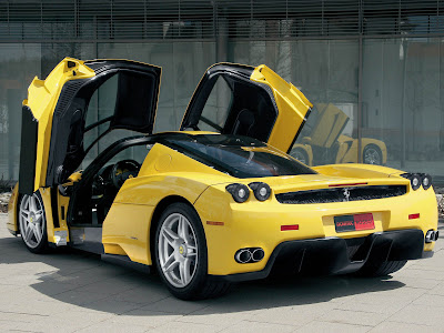 轮上的诗章:Ferrari - 晨枫 - 晨枫小苑