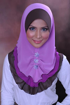 TUDUNG FAREEDA... Nyata Jelita