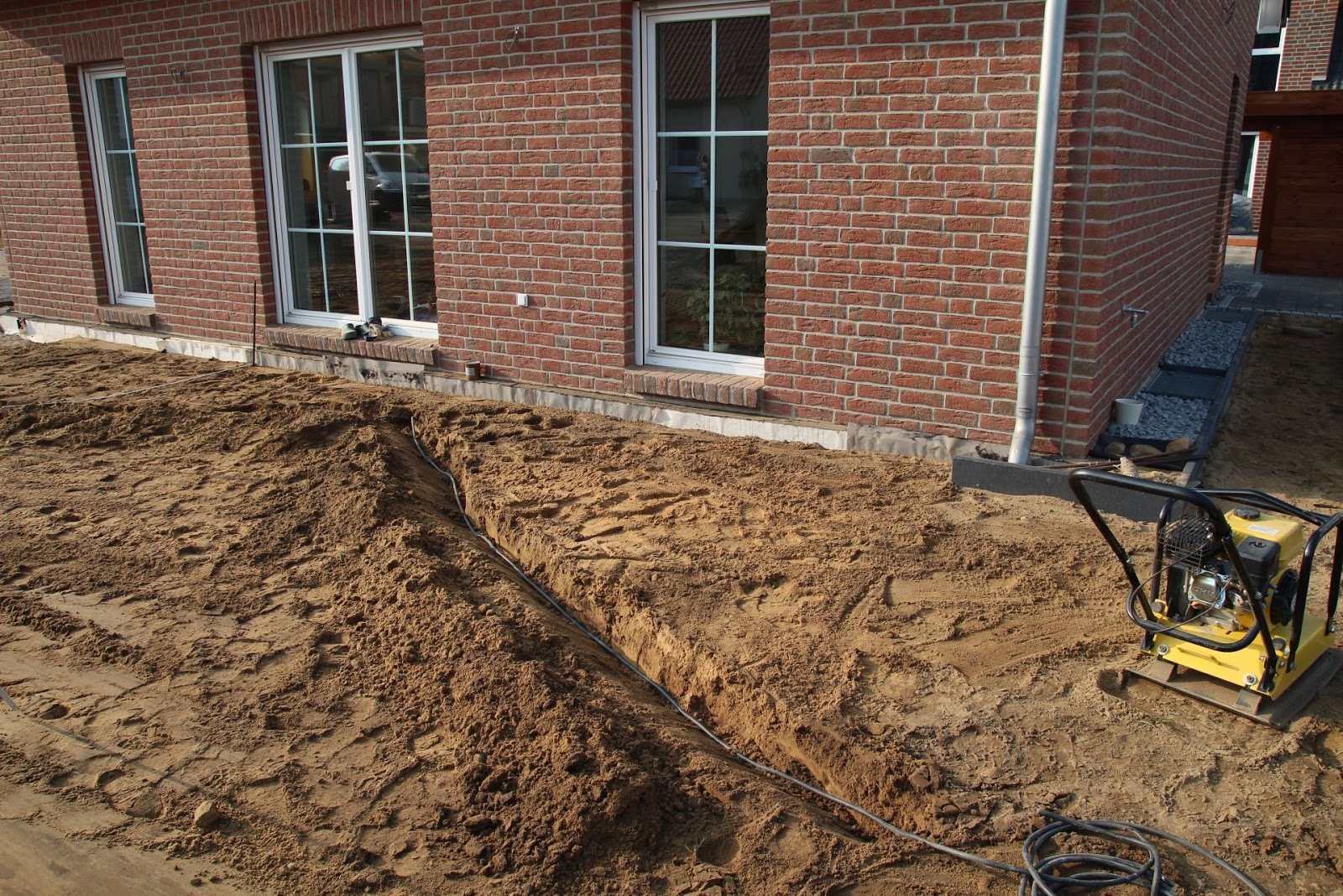 Unser Kühnes Friesenhaus Vorbereitungen für die Terrasse