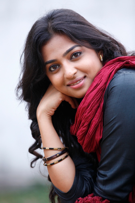 Radhika Apte Cute Photo stills ~ world actress photos,Bollywood