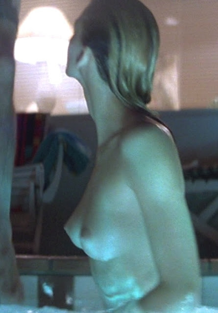 Natasha+Henstridge++(12)