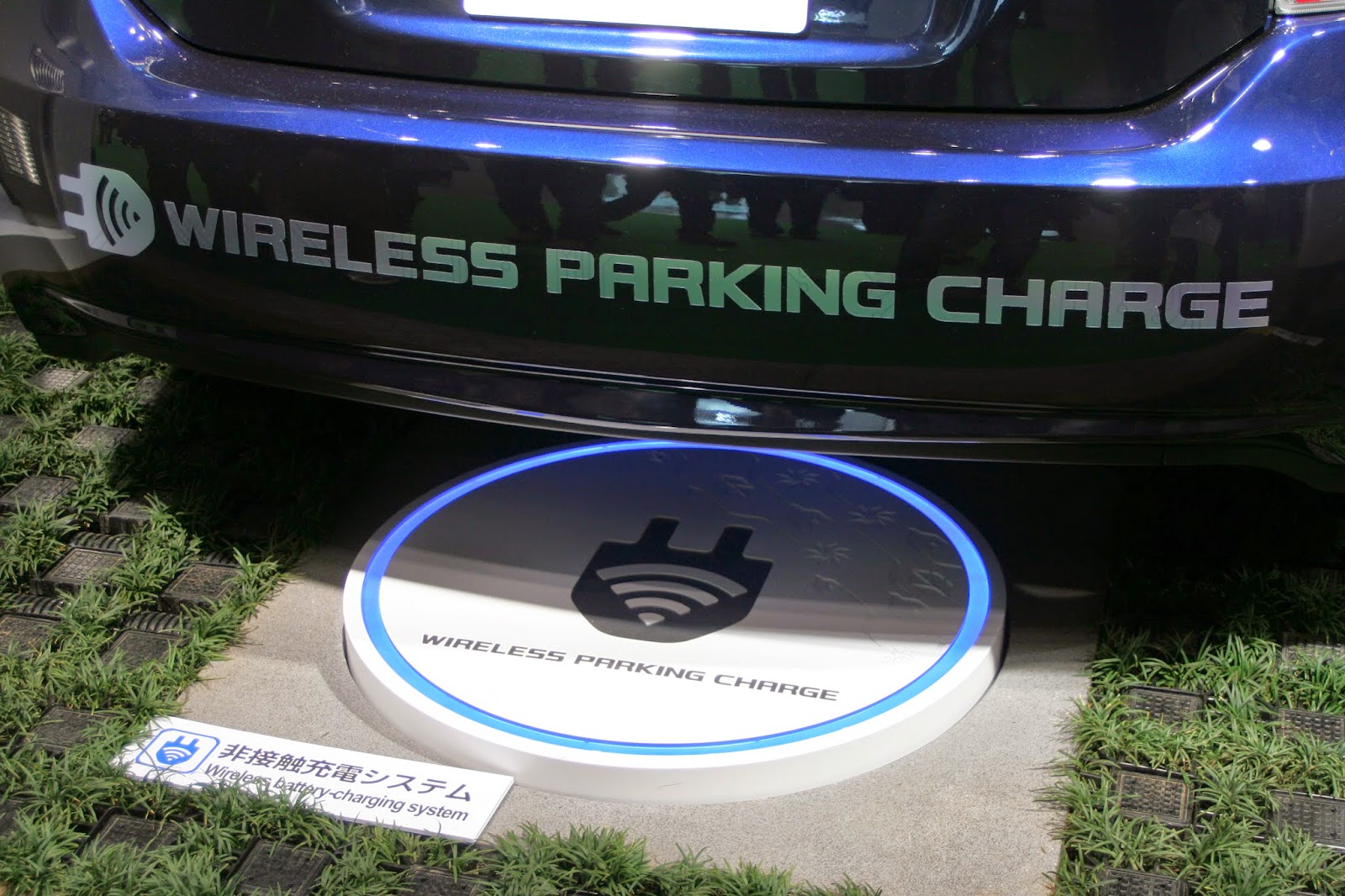 electric-car-wireless-charge