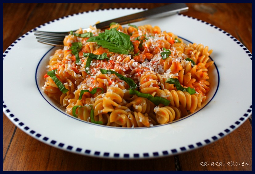 Kahakai Kitchen Rotini with Red Bell Pepper & Anchovy Sauce (Salsa