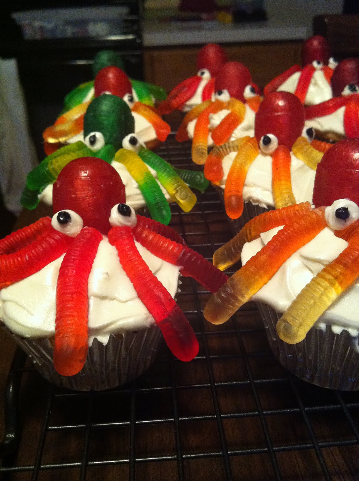 TREATS BY TOI Candy Octopus Cupcakes