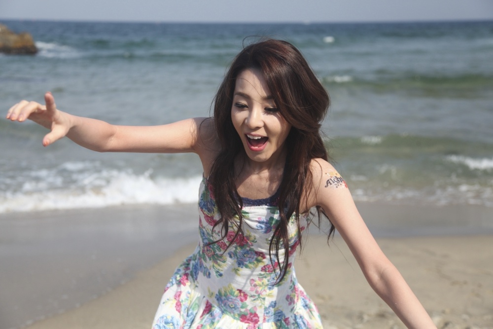 sandara park sexy beach pictorial 03