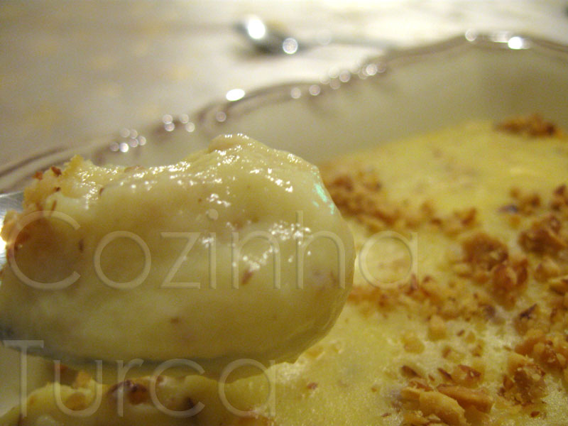 Leite-Creme com Amêndoas (Keşkül)
