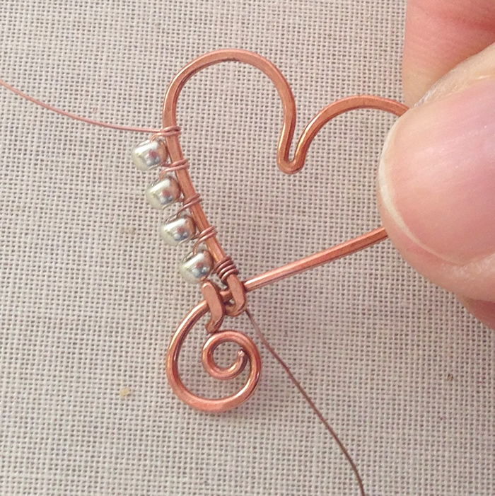 Lisa Yang Jewelry How to Wrap Beads to the Outside of a Wire Frame