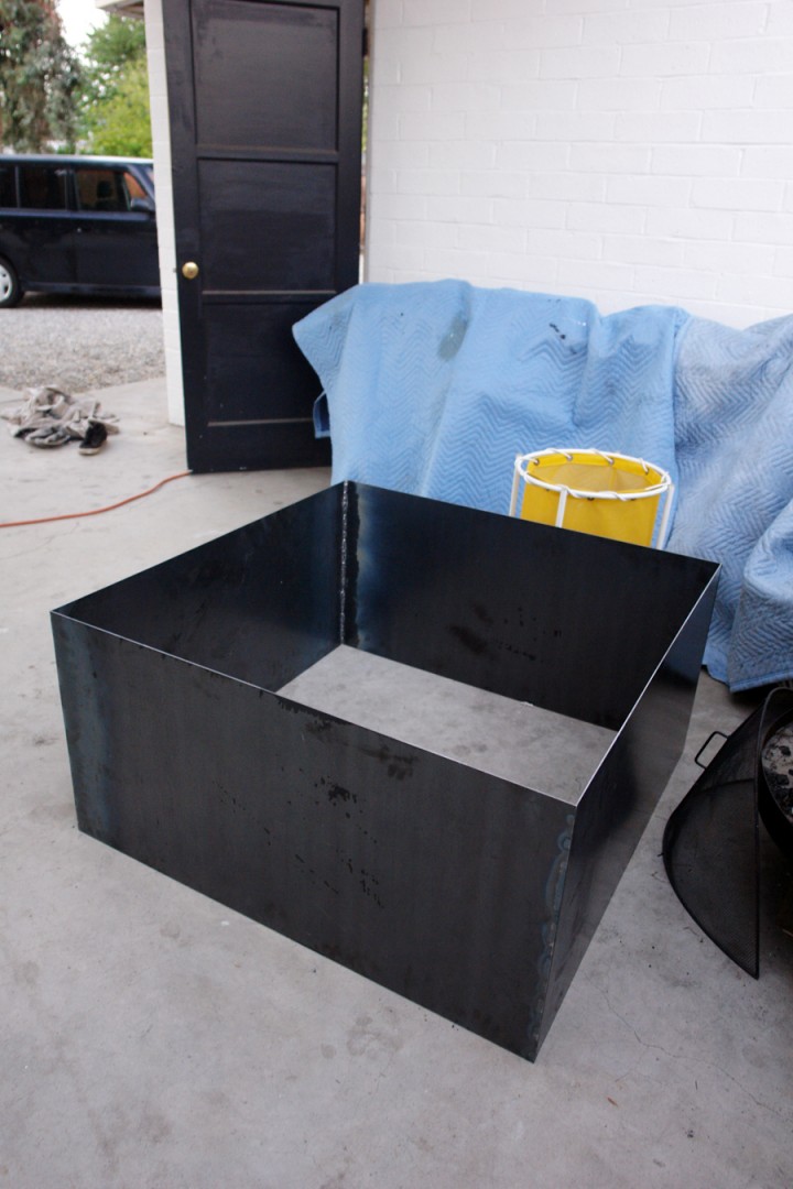 Ven al jardín..: chimenea de exterior