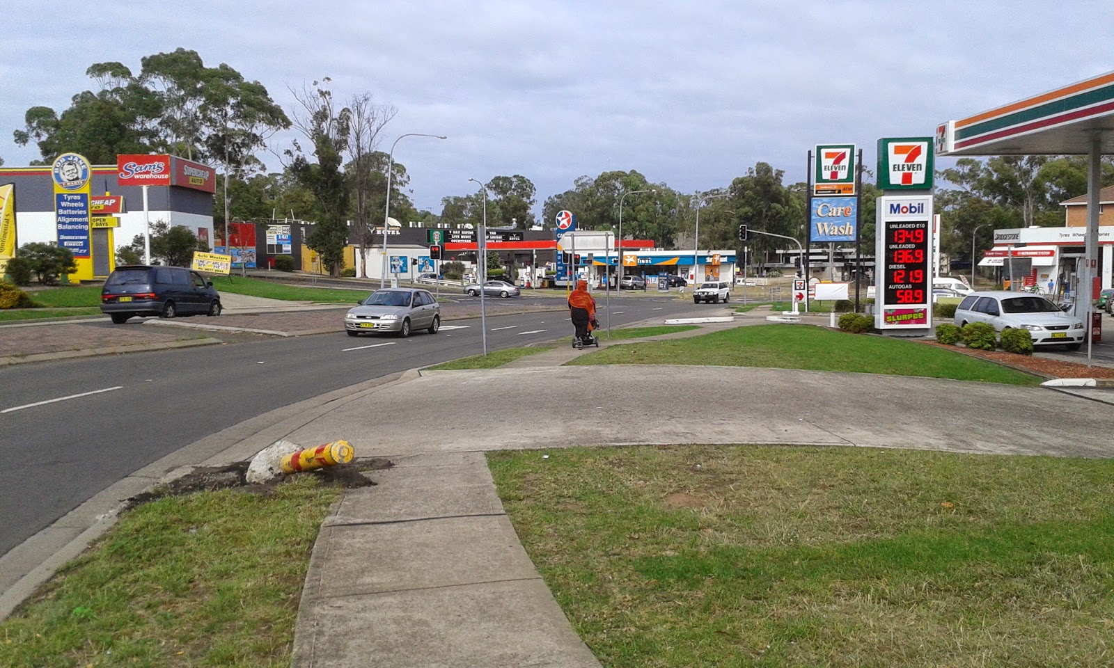 Why I Love Mount Druitt! Knocked Down Post Is Left Knocked On Council's Land For Weeks