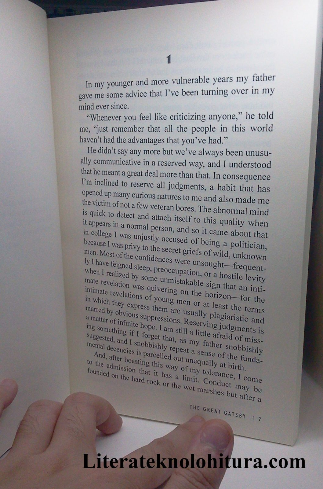 a review of the great gatsby by scott fitzgerald Mia farrow as daisy buchanan and robert redford as jay gatsby in a scene from the great gatsby, based on the novel by f scott fitzgerald. a review of the great gatsby by scott fitzgerald Mia farrow as daisy buchanan and robert redford as jay gatsby in a scene from the great gatsby, based on the novel by f scott fitzgerald.