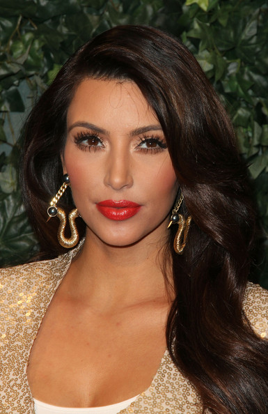 Kim Kardashian Hot Red Lips 2011