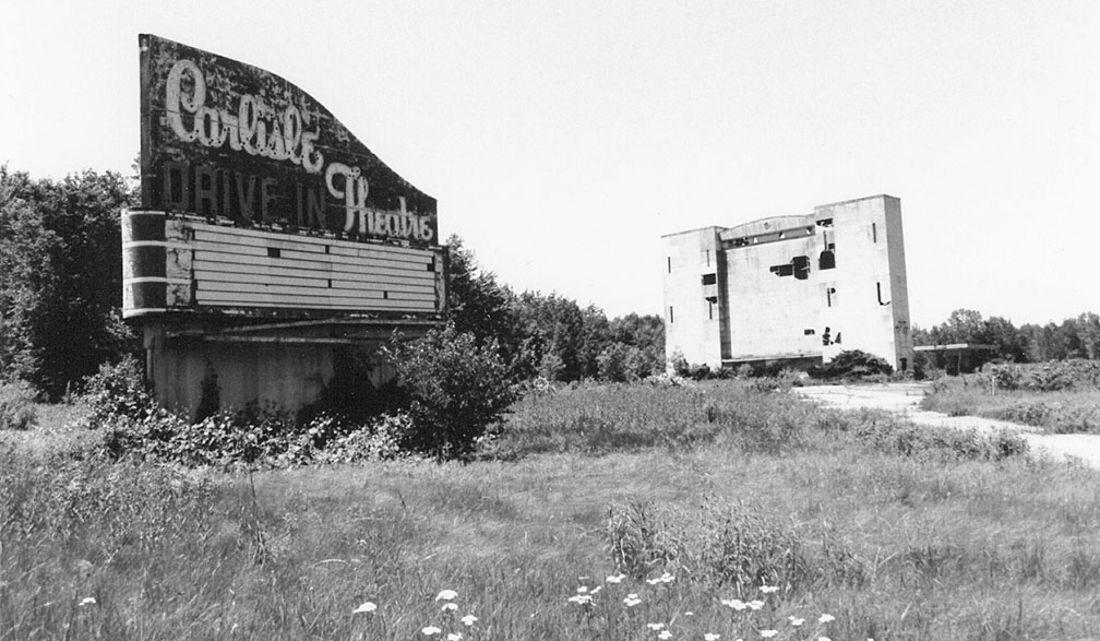 Brady's Bunch of Lorain County Nostalgia Carlisle DriveIn Theater