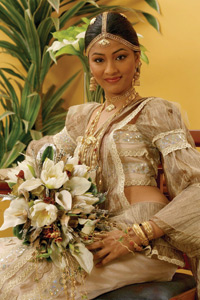 saree kandyan Sri Kandyan lankan design Saree Saree  blouse Traditional Kandyan Designs: