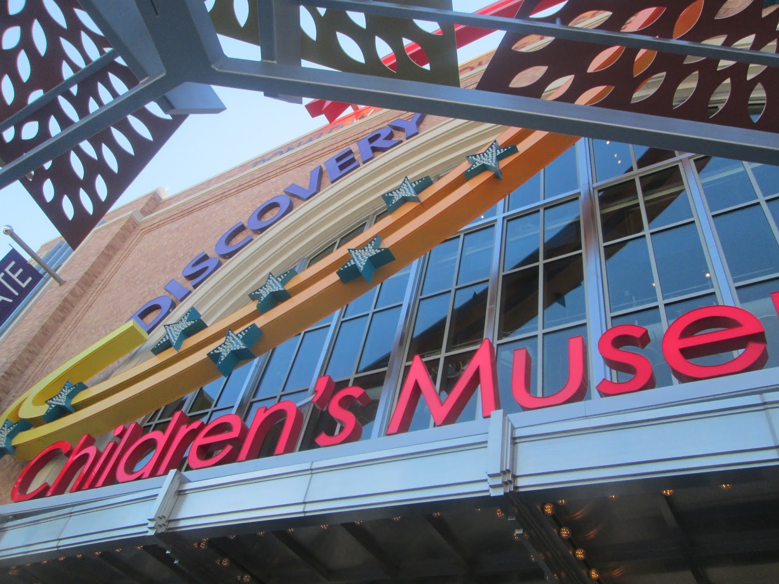 Mommie of 2 DISCOVERY Children's Museum in Las Vegas Review