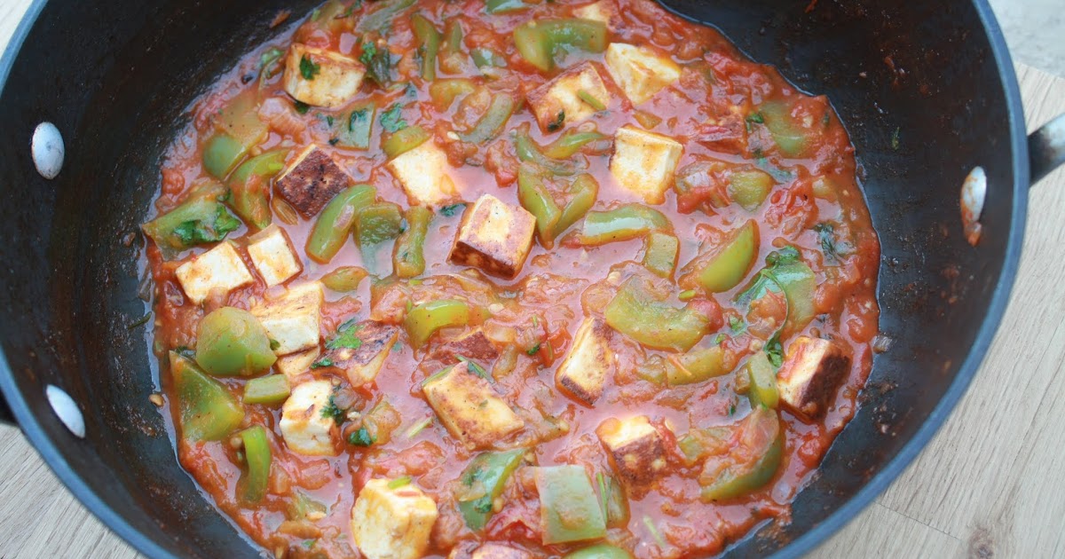 Yum! Yum! Yum! Paneer Capsicum Subji / Cottage Cheese Bell Pepper Curry