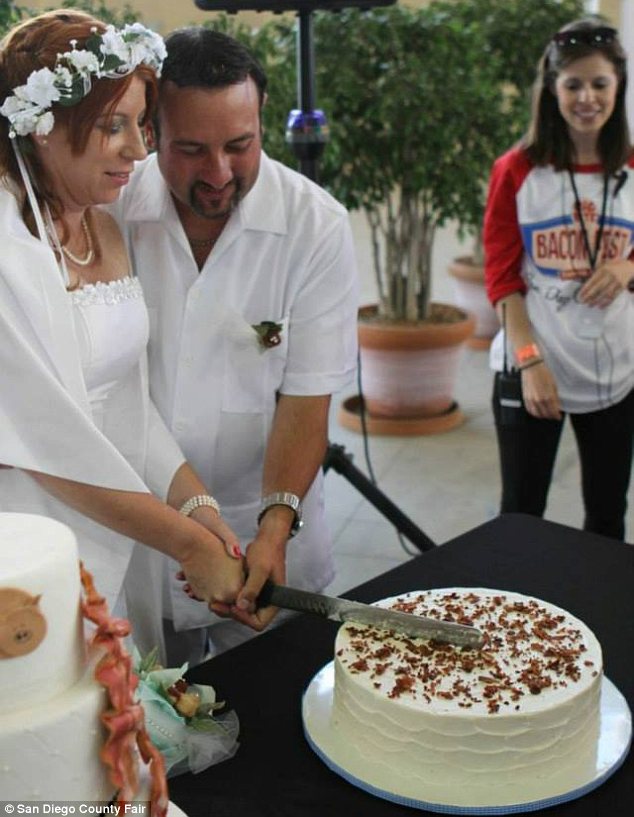 Bacon Wave Gallery Bacon Themed Wedding