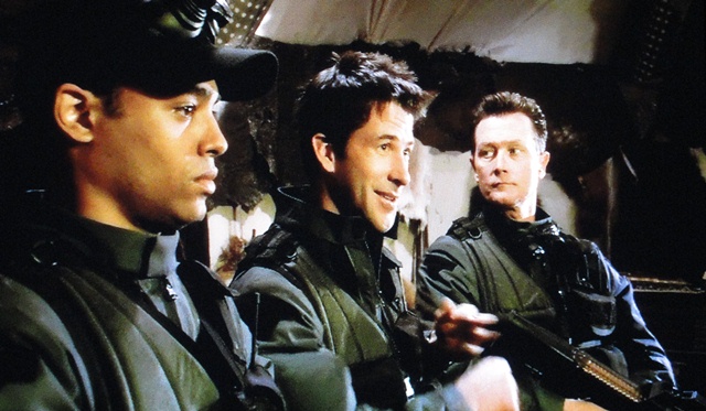 MUSINGS OF A SCI-FI FANATIC: Stargate Atlantis S1 Ep1: Rising (Part I)