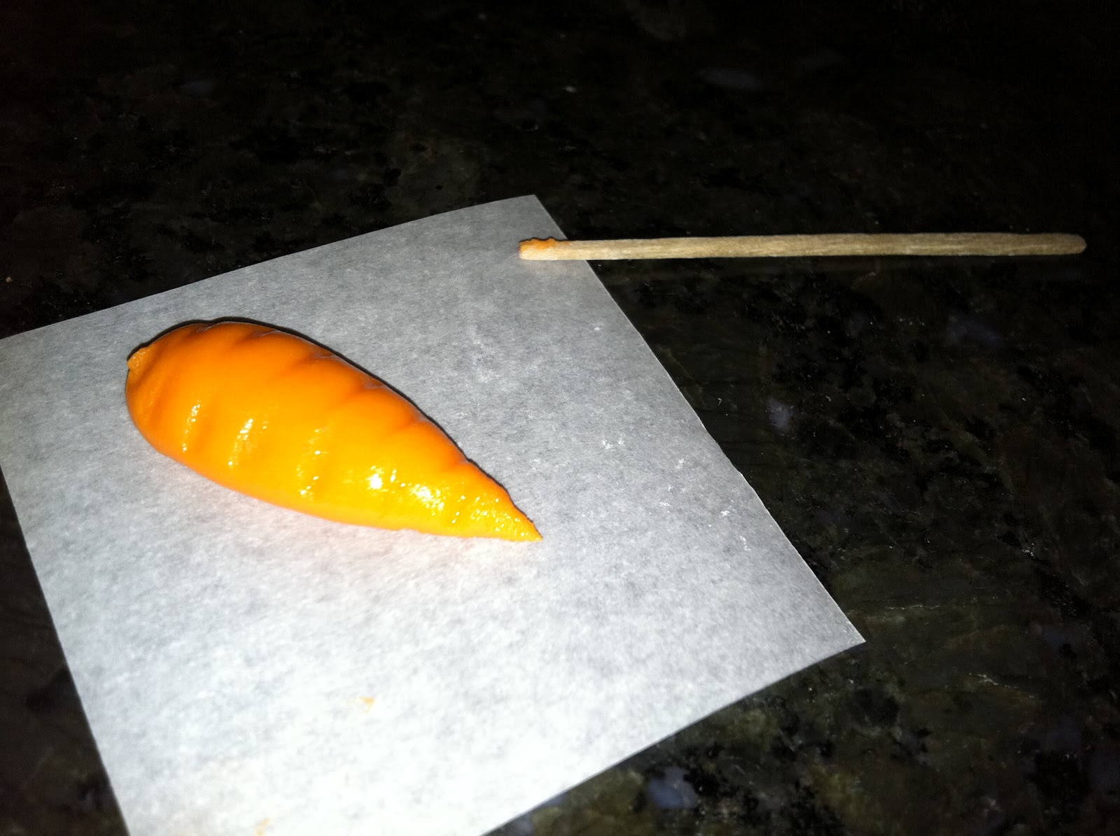 The Iced Queen Royal Icing Carrots