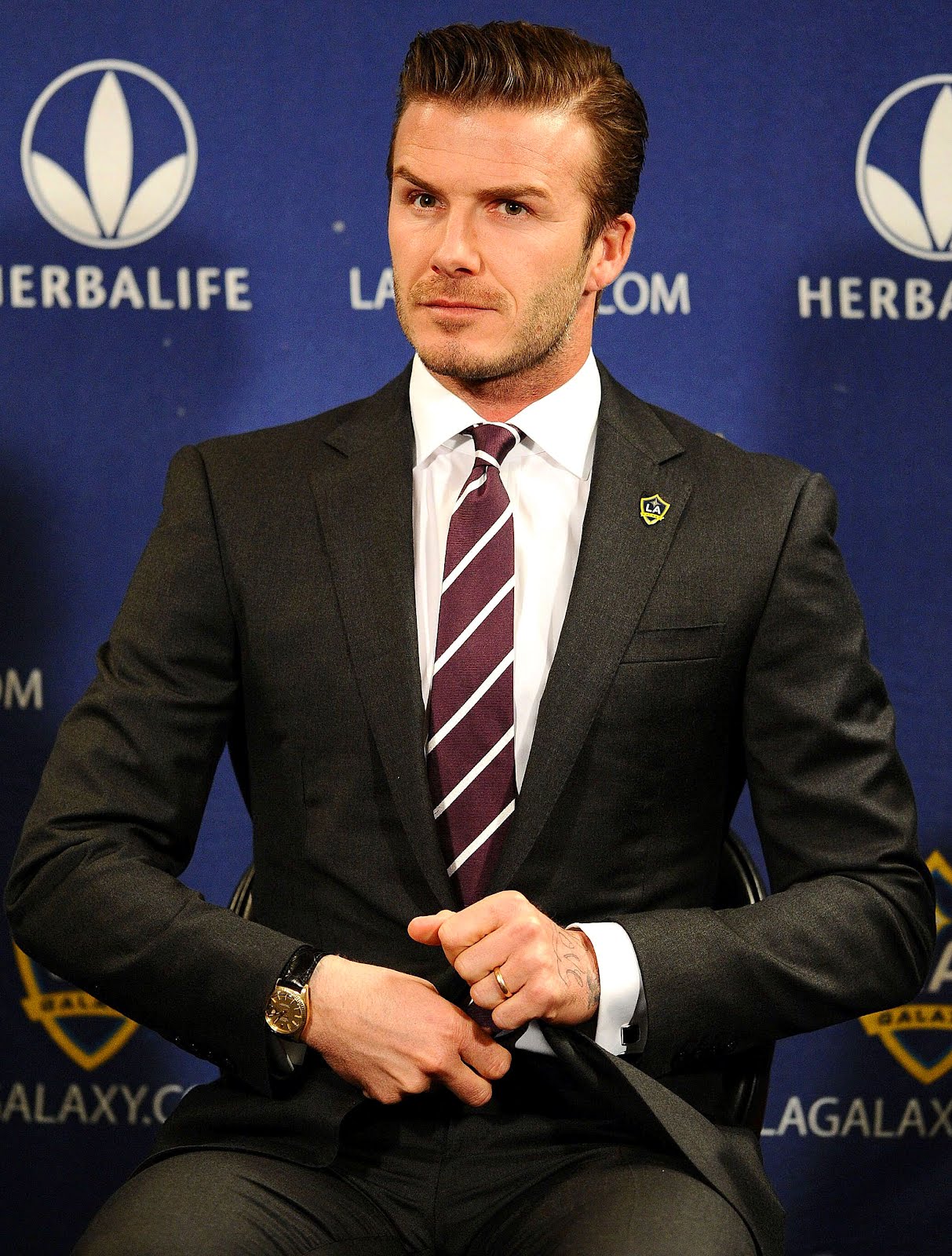 http://2.bp.blogspot.com/-MavxaH8Vrhc/Txsc0BU0wsI/AAAAAAAAMmQ/NOlzwxoZe40/s1600/David-Beckham-Rolex-Day-Date-Buttoning.jpg