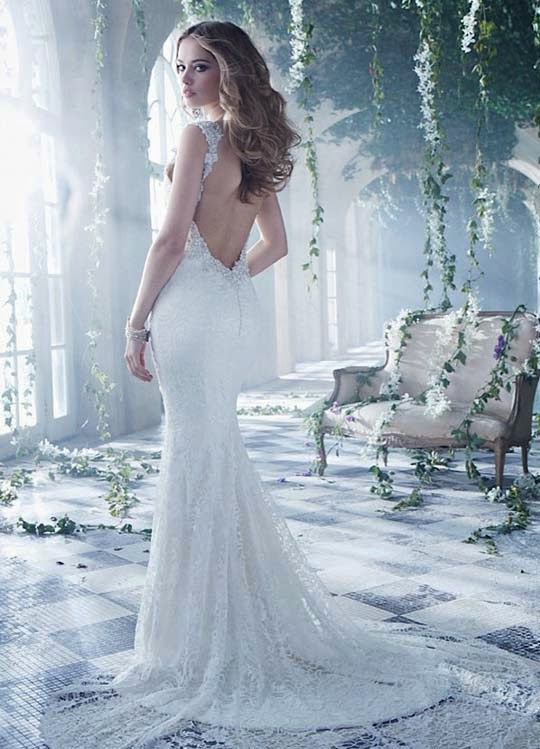 Wedding-Dresses-Spring-2014-Collection-Alvina-Valenta