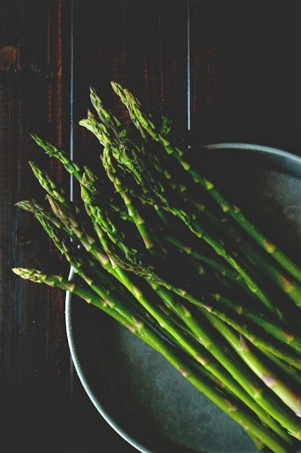 asparagi al prezzemolo / asparagus with parsley