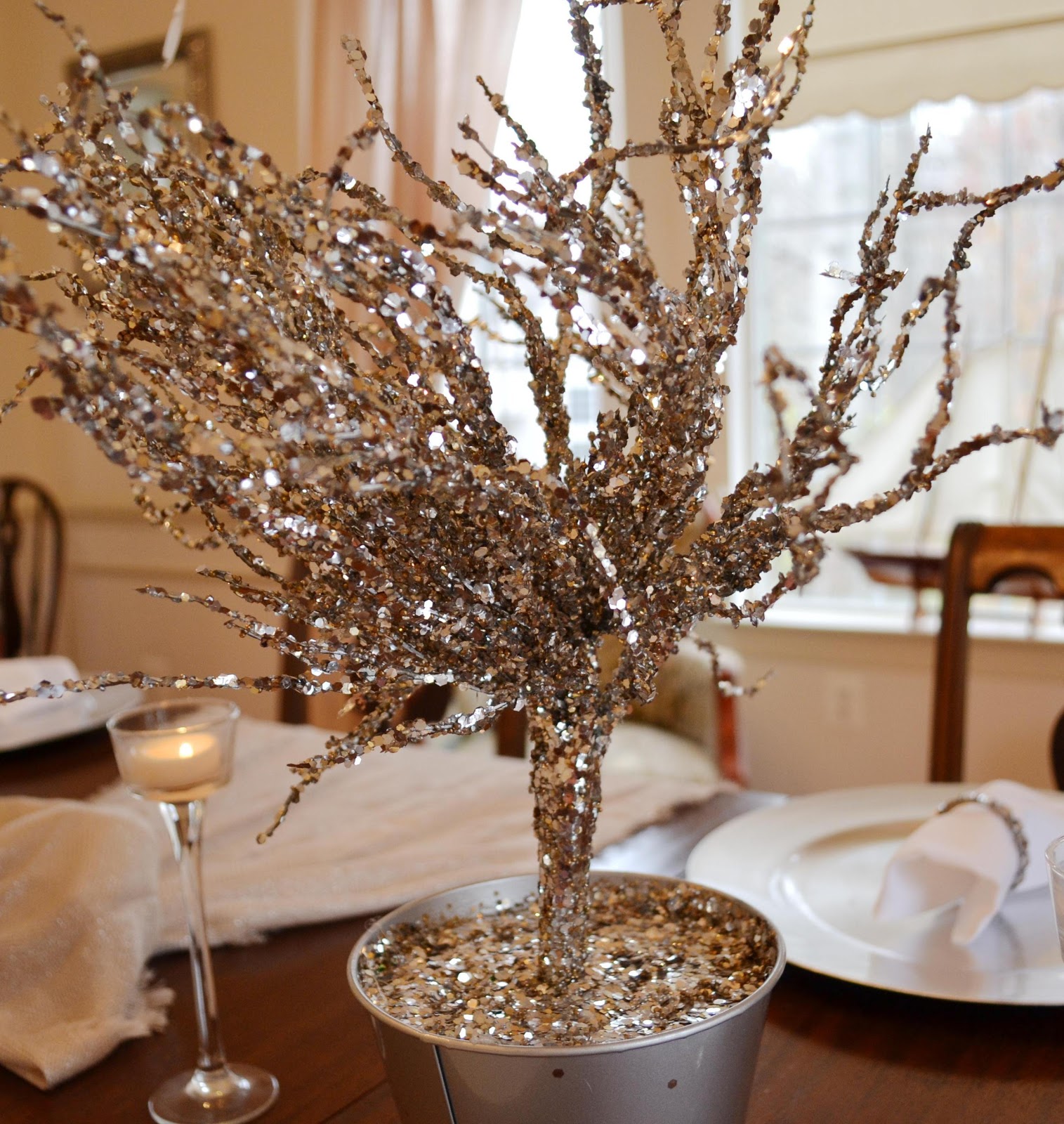 Pretty In the City Annapolis: Silver and White Holiday Decor Ideas!