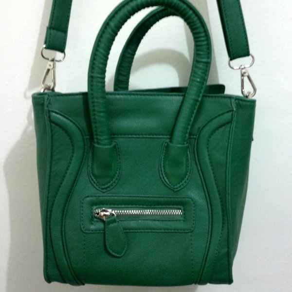 Soooo Blogging This!!!!: March 2012