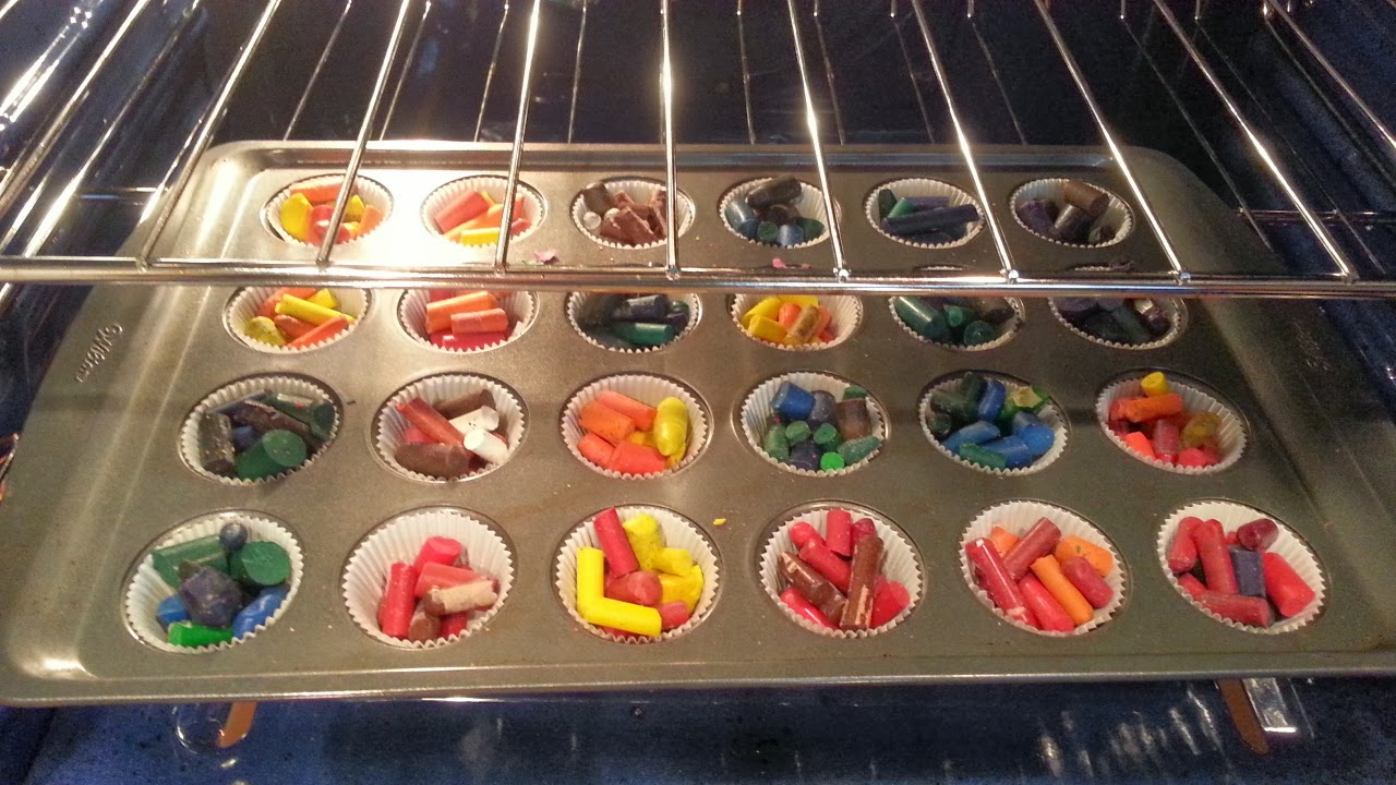 FitCopMom Cupcake Crayons Made Out of Crayon Scraps