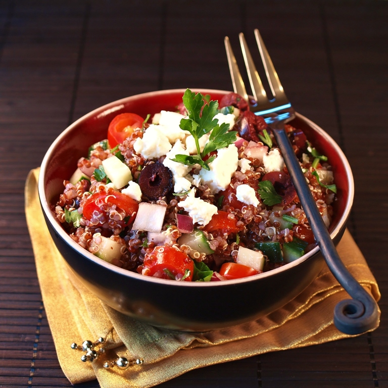 GOOD FOODIE Red Quinoa Salad