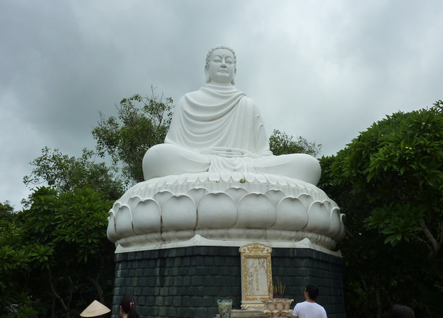 Kết quả hình ảnh cho Thích ca Phật Đài VŨng Tầu