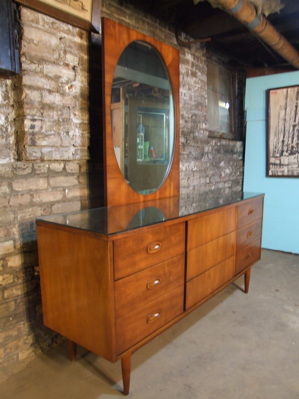 Mid Century Chicago Dixie Lowboy Dresser W Mirror