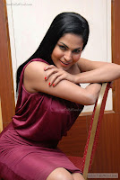Veena Malik latest hot photos-actress Veena Malik latest hot pics
