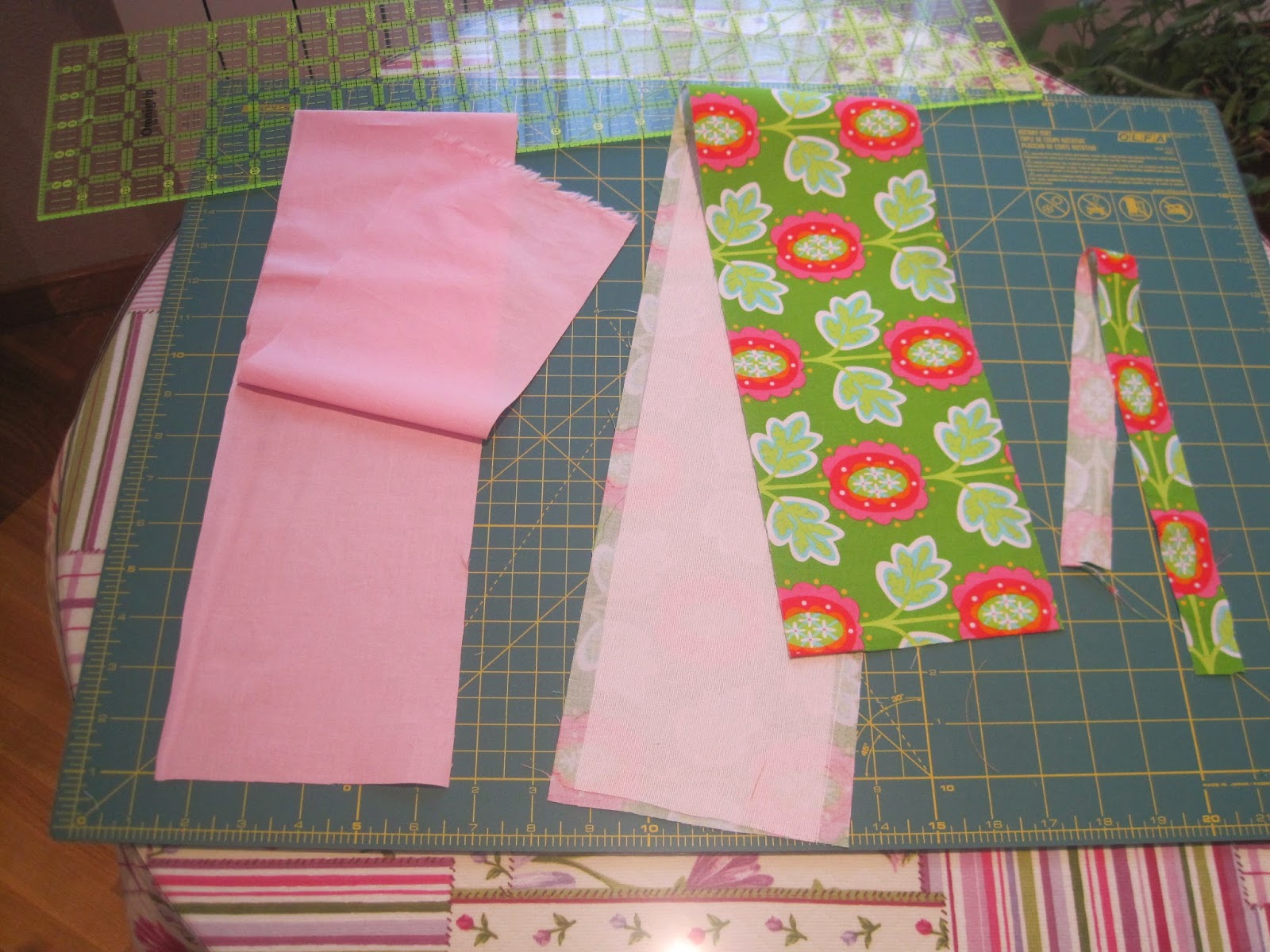 Silvia´s CRAFTS Fabric Toilet Paper Holder