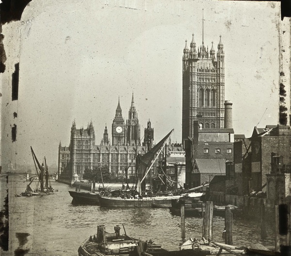 Fascinating Historical Picture of Palace of Westminster in 1910 