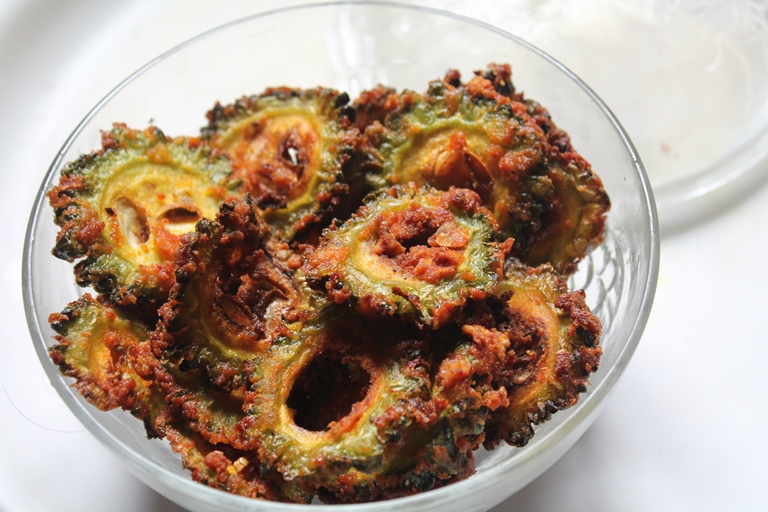 Pavakkai Fry Recipe / Bitter Gourd Fry Recipe Recipe collection