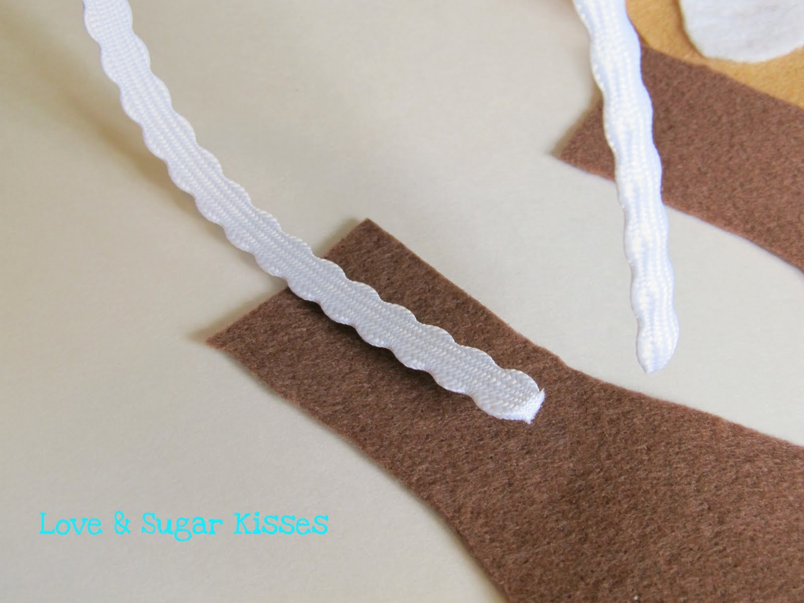 Love & Sugar Kisses {DIY} Puppy Ears