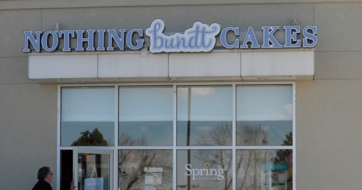 Bellalistona Shop 52 Denver Sixteen {Nothing Bundt Cakes} and a
