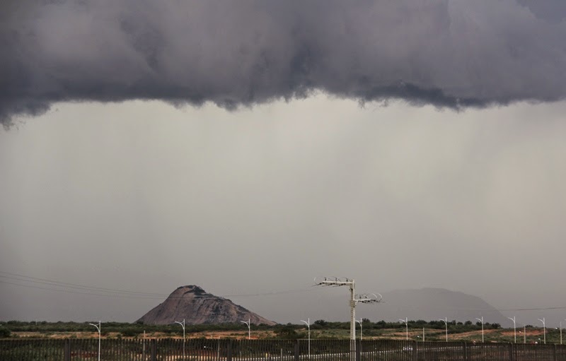 Resultado de imagem para fotos de chuvas no sertão