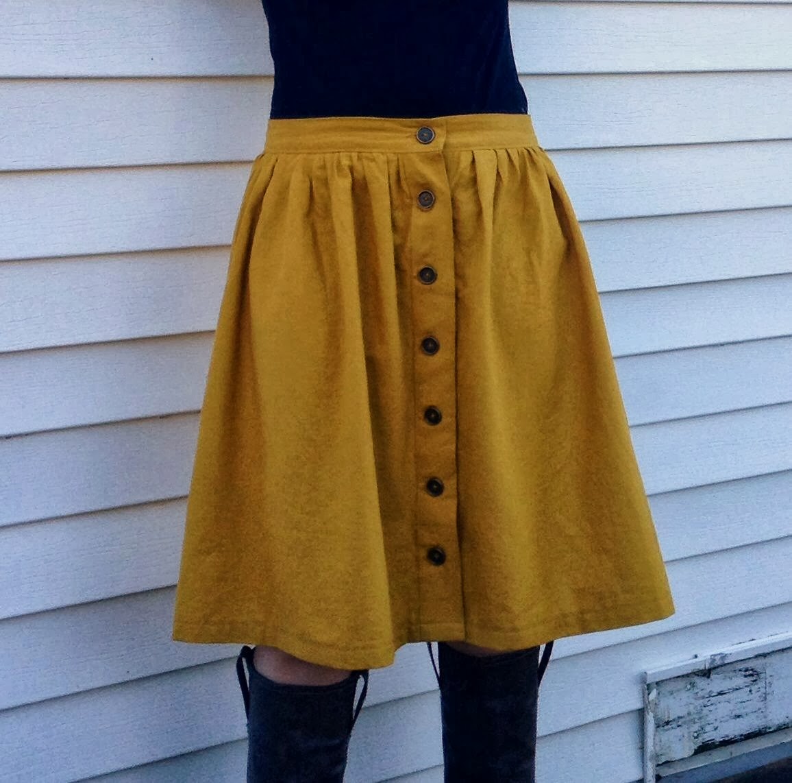 sew rachel! a yellow, linen, picnic blanket skirt!