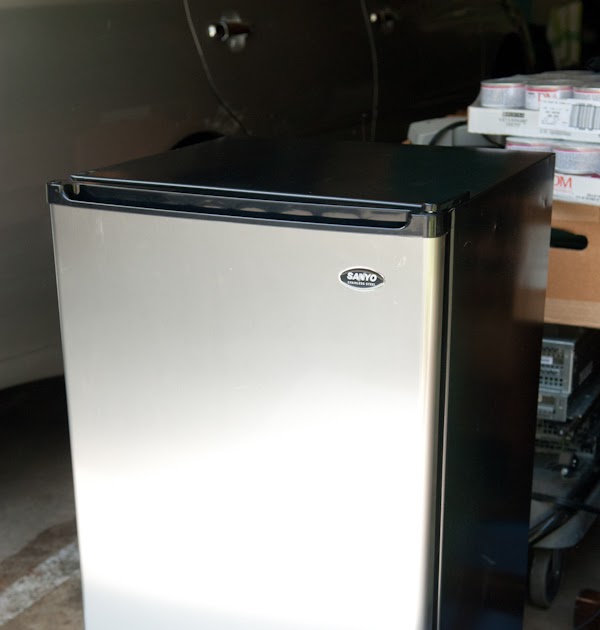 heygreenie sanyo mini fridge